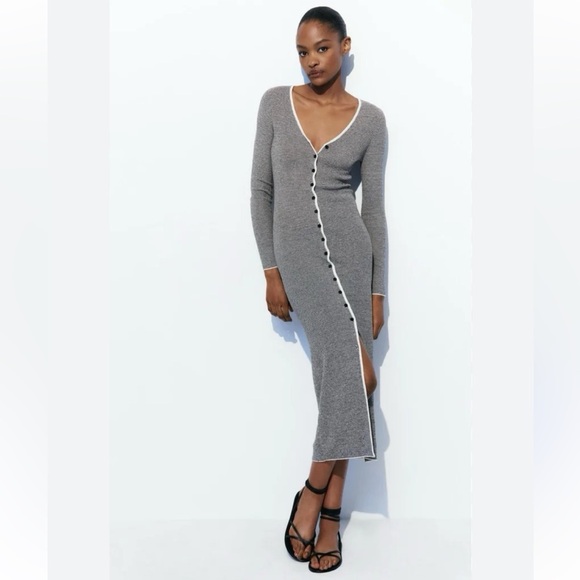New ZARA V-neck Striped Midi Knit Dress With Contrast Buttons - Picture 2 of 6